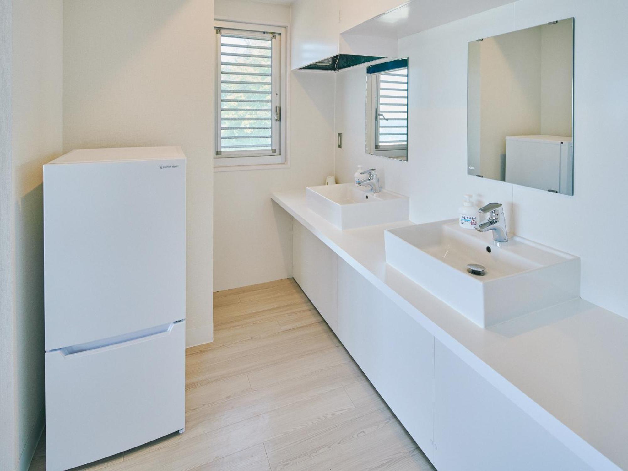 Guest Living Mu Nanki Shirahama Apartment Exterior photo